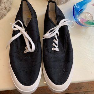 Maison Kitsune Quilted Laced Sneaker